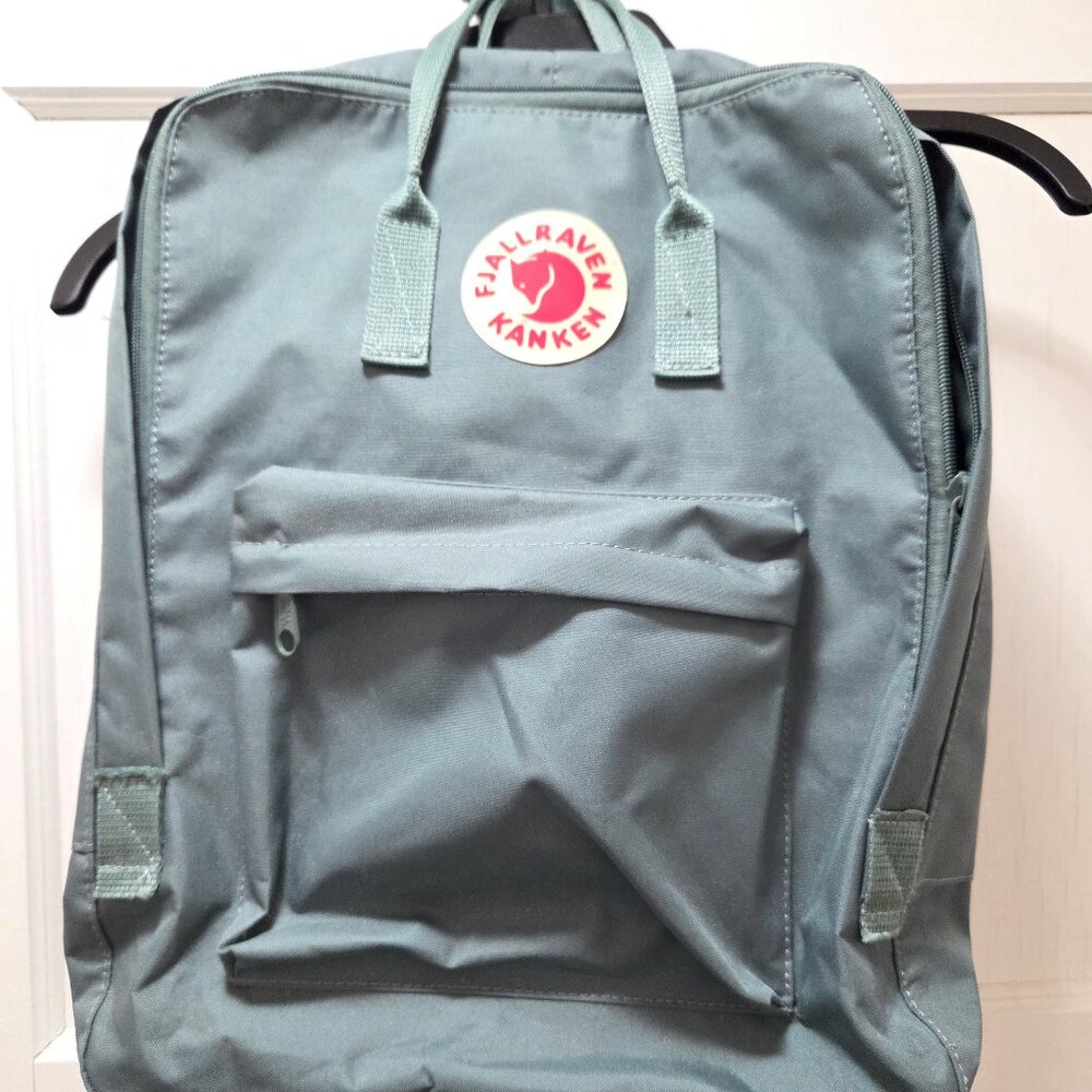Fjallraven Kanken Back Pack